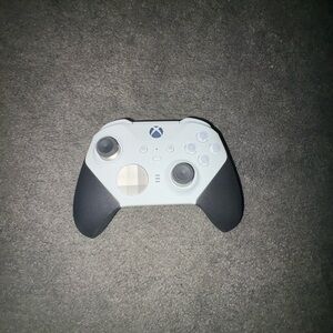 Xbox Elite 2 Controller (Brand New)